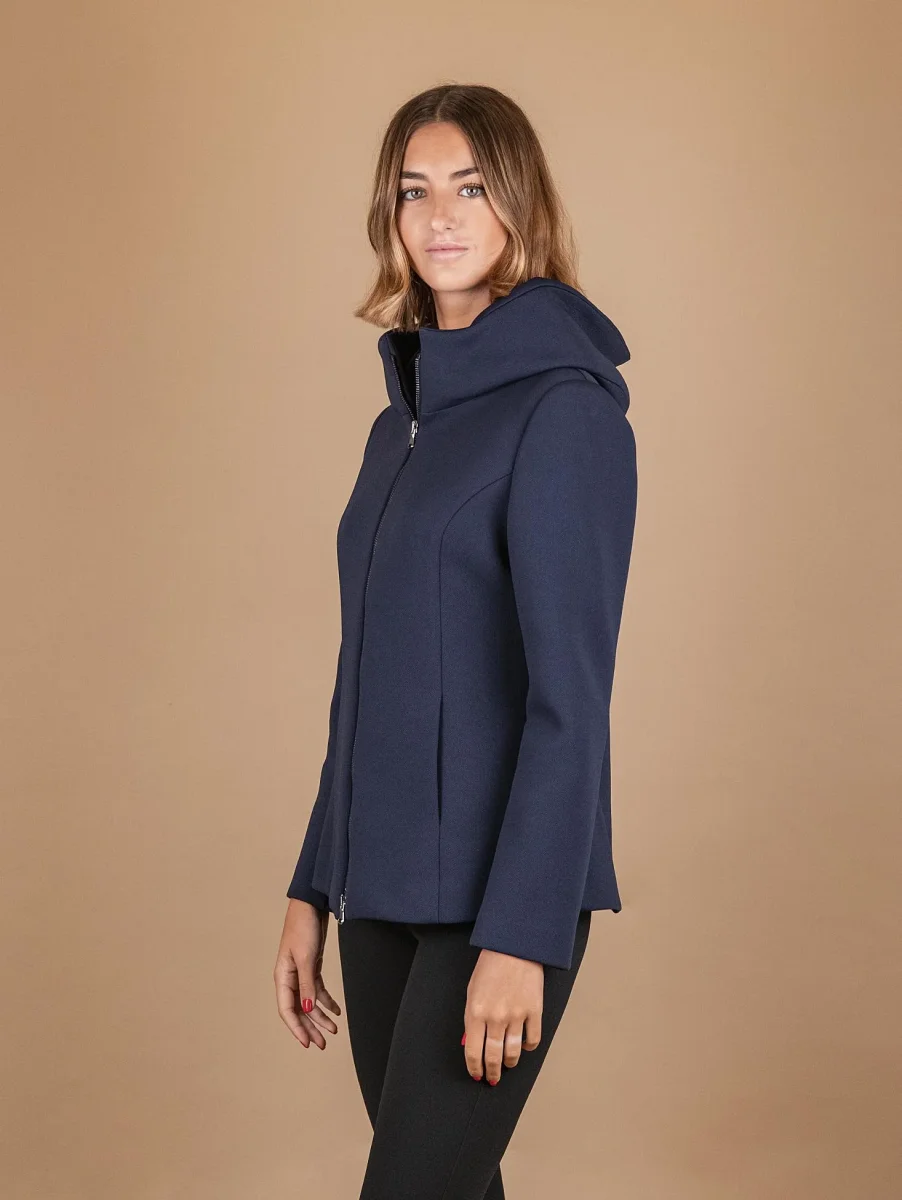 GIACCA TECNICA CON CAPPUCCIO E MAXI COLLO BLU - immagine 3