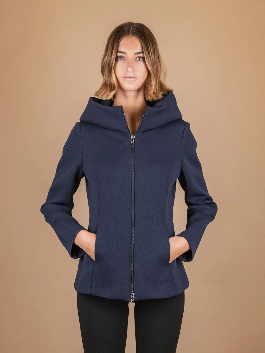 GIACCA TECNICA CON CAPPUCCIO E MAXI COLLO BLU