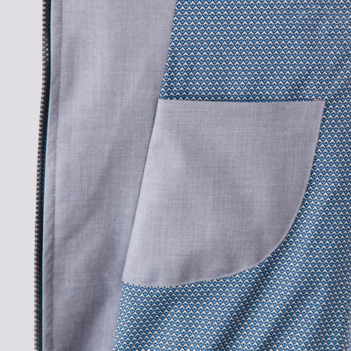 GIUBBINO IN TESSUTO GRIGIO A CONTRASTO - immagine 9