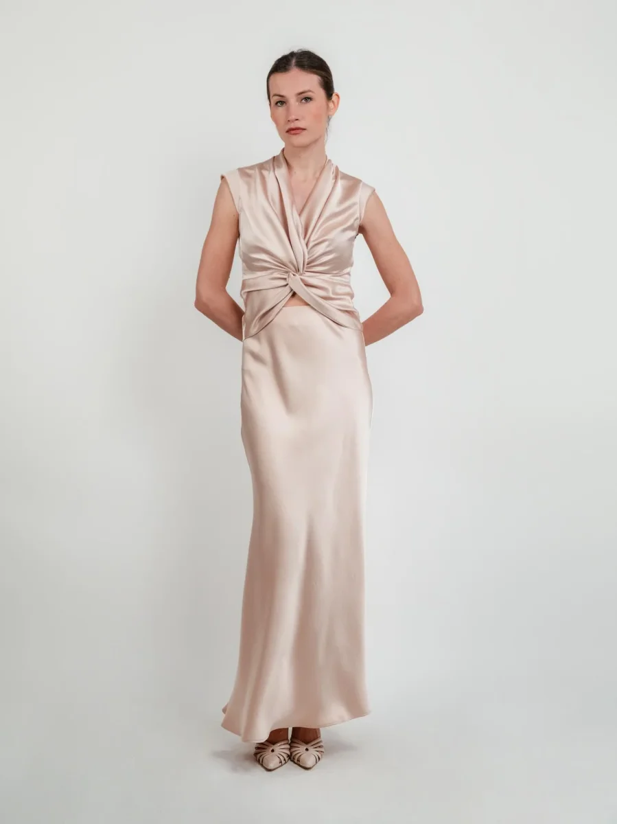 GONNA LUNGA IN RASO COLOR CHAMPAGNE