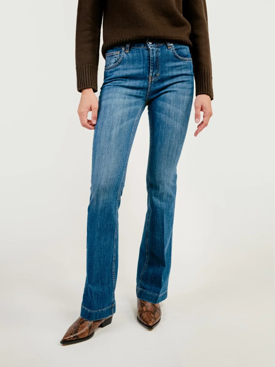 JEANS 5 TASCHE A ZAMPA LAVAGGIO MEDIO - immagine 4