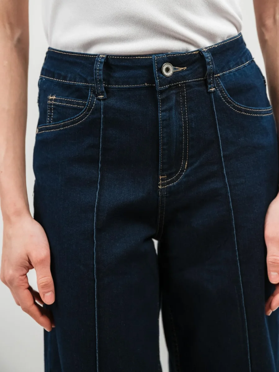 JEANS A PALAZZO CON CUCITURE - immagine 6