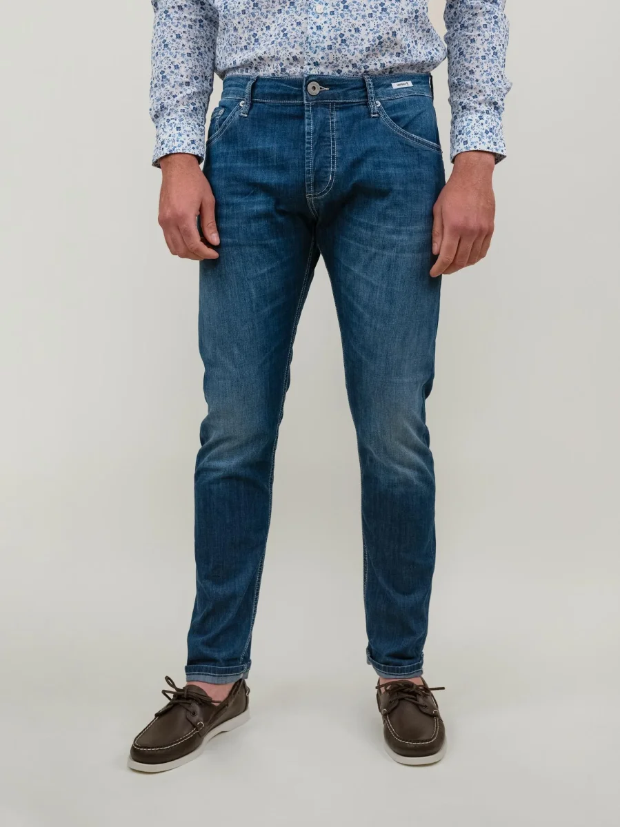 Jeans Barney in Denim medio