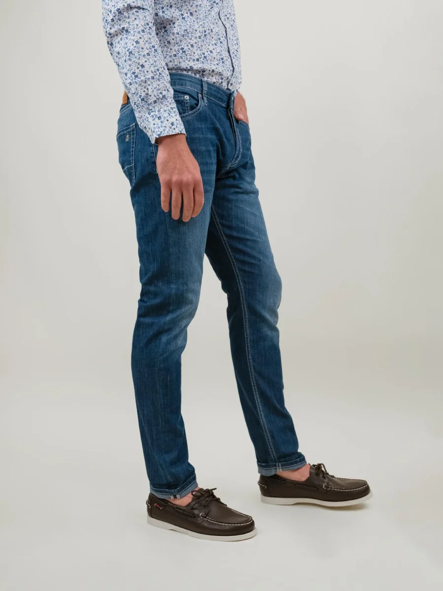 Jeans Barney in Denim medio - immagine 3