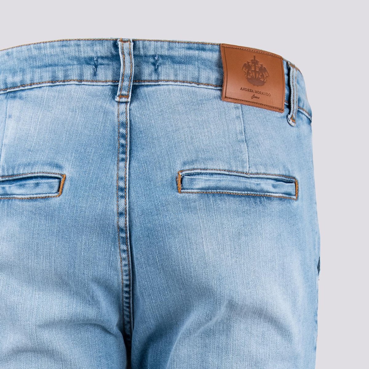 Jeans chiaro Andrea Morando con tasca a filo - immagine 5