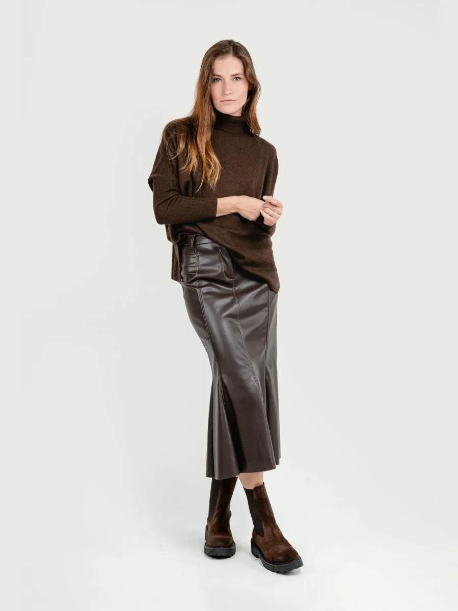 LONGUETTE IN ECOPELLE TESTA MORO