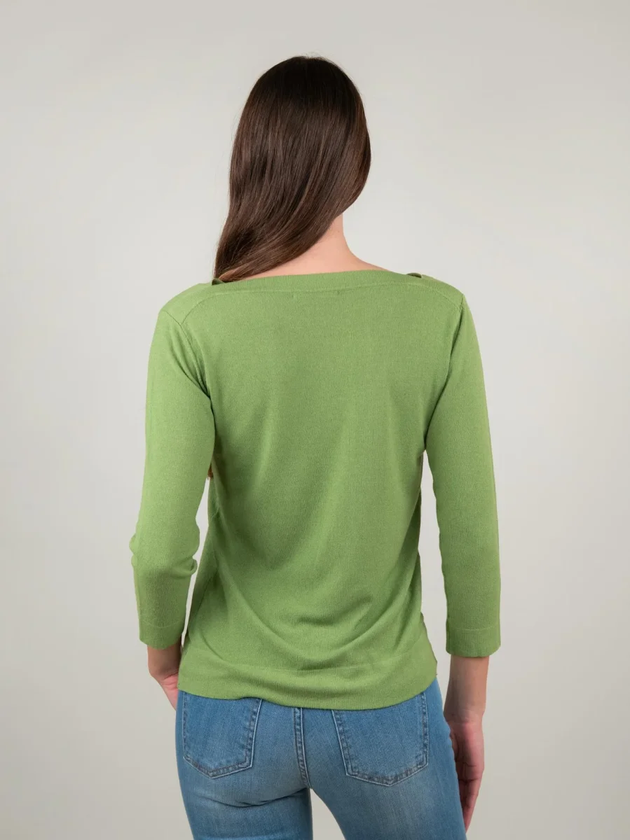MAGLIA CON SCOLLO BARCHETTA VERDE PISTACCHIO - immagine 4