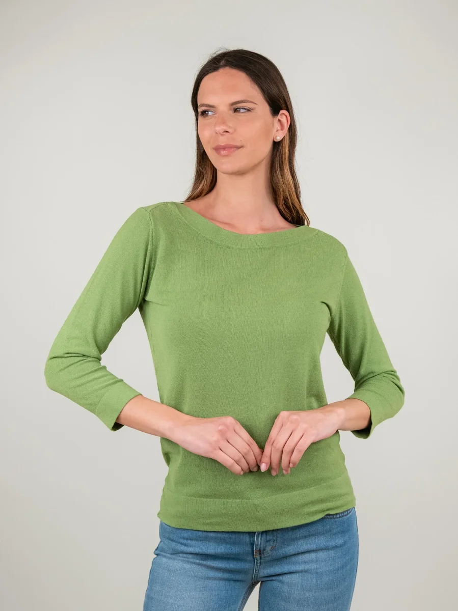 MAGLIA CON SCOLLO BARCHETTA VERDE PISTACCHIO