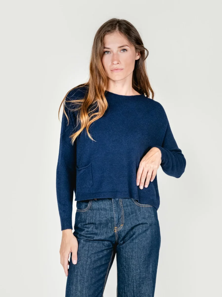 MAGLIA CORTA CON TASCHE BLU