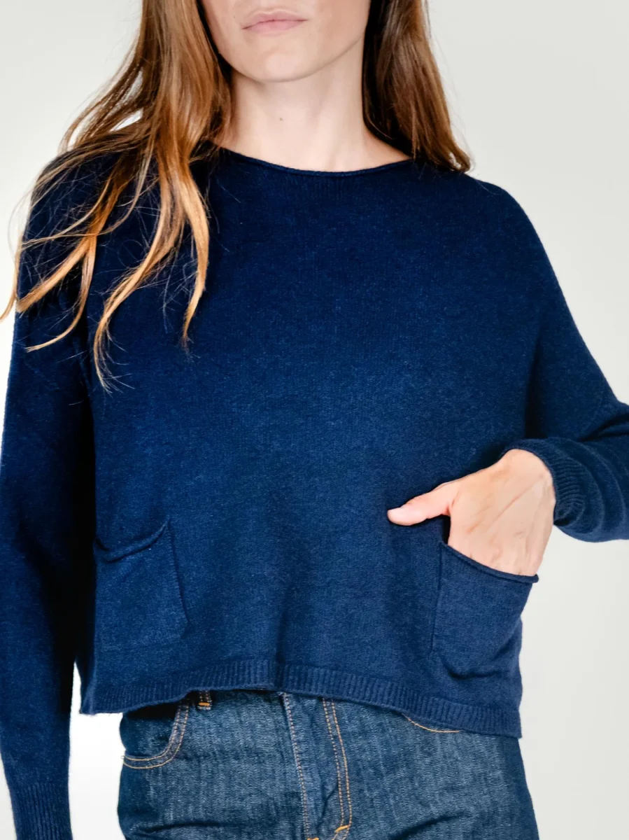 MAGLIA CORTA CON TASCHE BLU - immagine 5