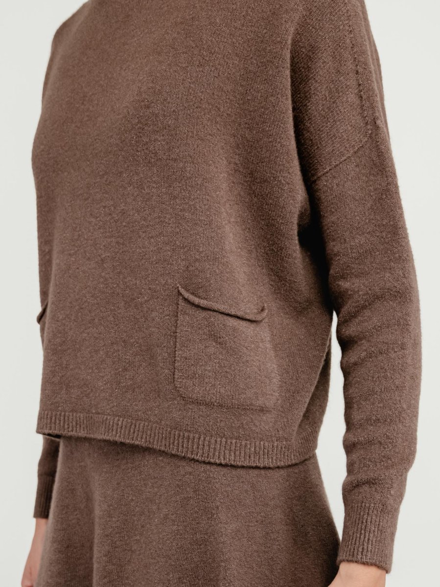 MAGLIA CORTA CON TASCHE MARRONE - immagine 5