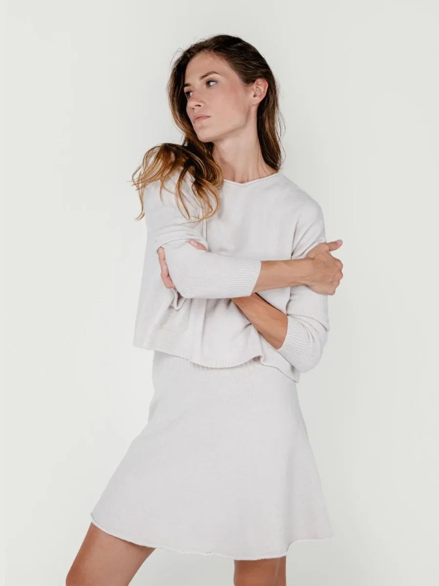 MAGLIA CORTA CON TASCHE PANNA