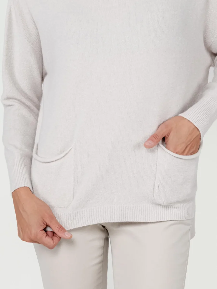 MAGLIA LUNGA CON TASCHE E CAPPUCCIO PANNA - immagine 5