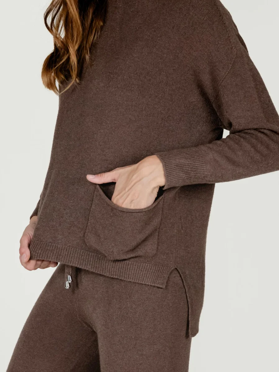 MAGLIA LUNGA CON TASCHE E CAPPUCCIO TABACCO - immagine 5