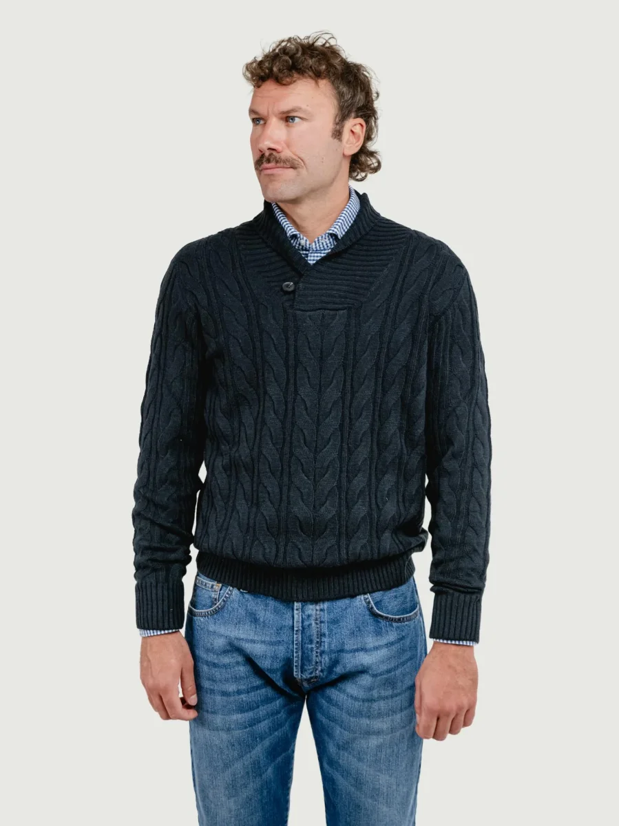 MAGLIONE A TRECCE CON COLLO SCIALLATO BLU