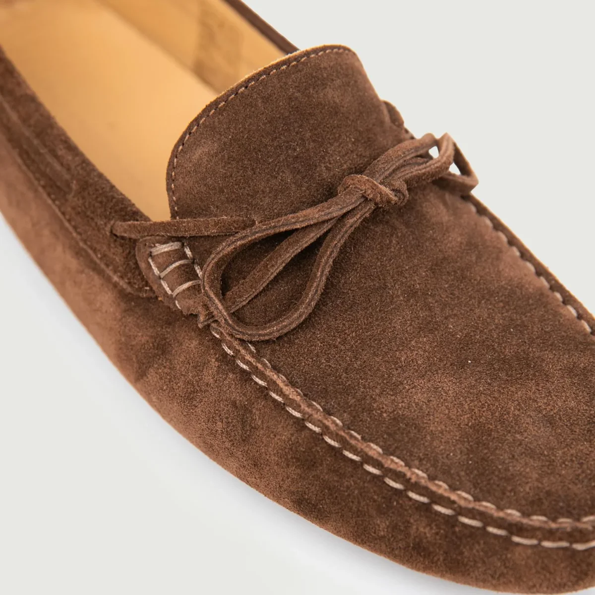 MOCASSINO CON GOMMINI IN CAMOSCIO MARRONE - immagine 5