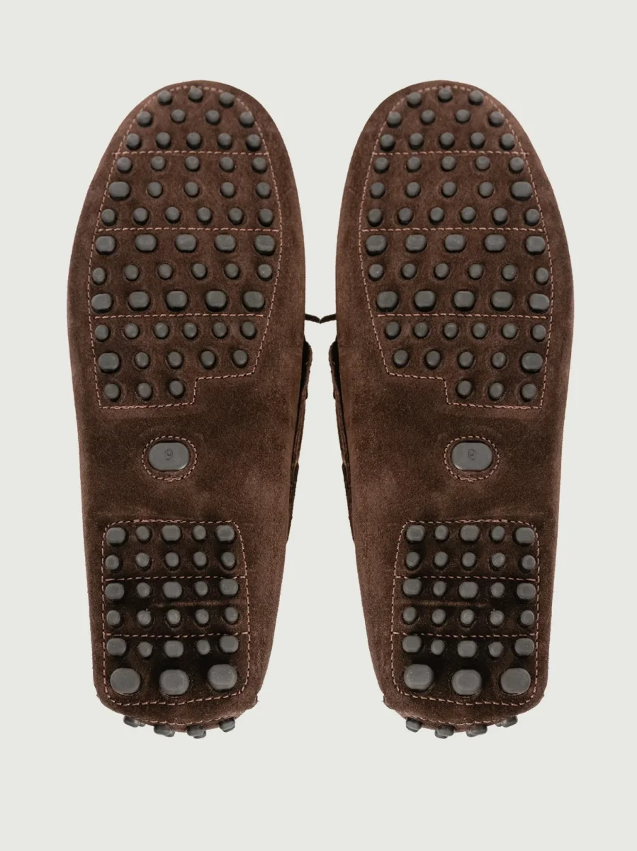 MOCASSINO CON GOMMINI IN CAMOSCIO TESTA MORO - immagine 7