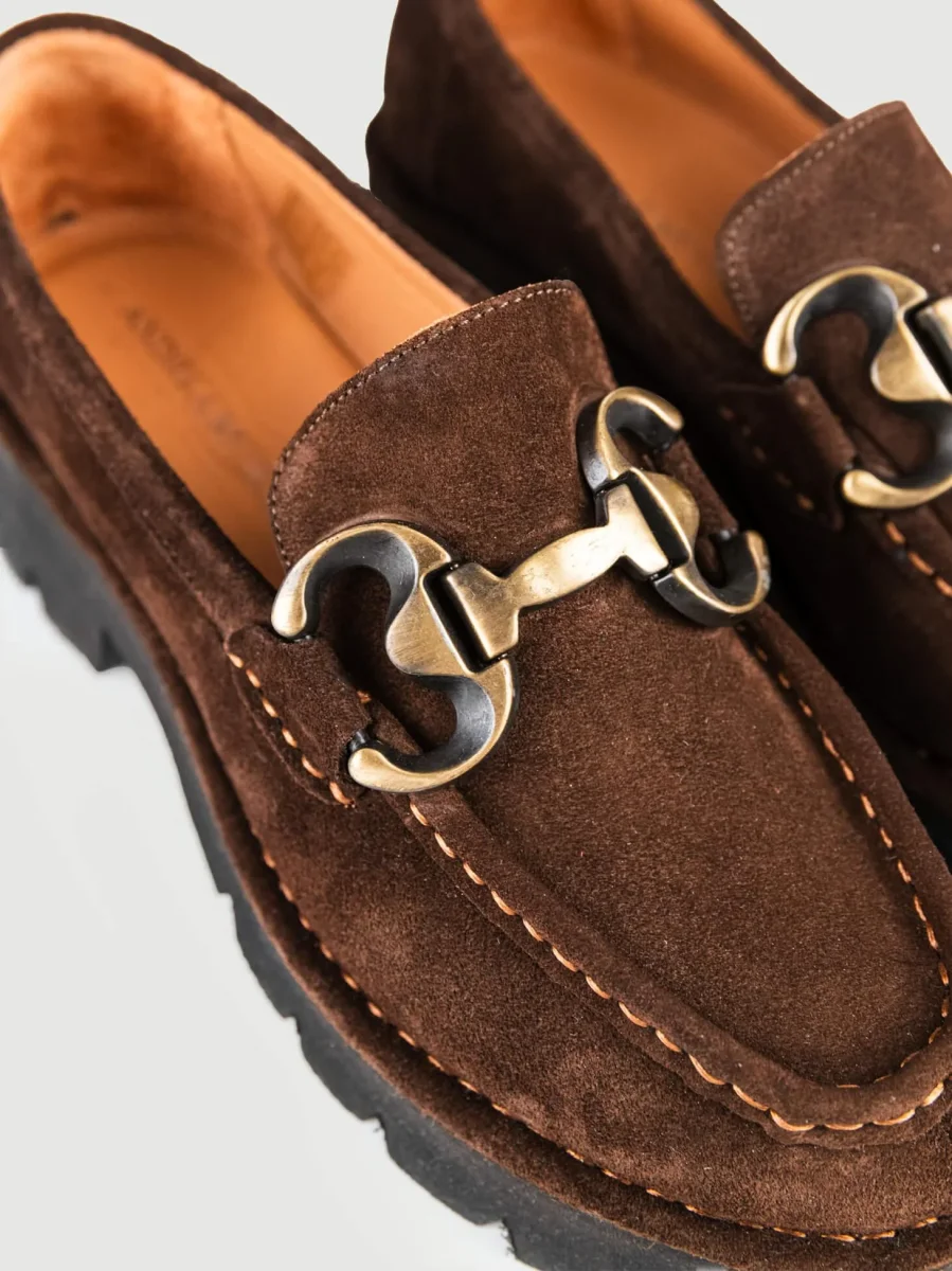 MOCASSINO CON MORSETTO IN CAMOSCIO TESTA MORO - immagine 6