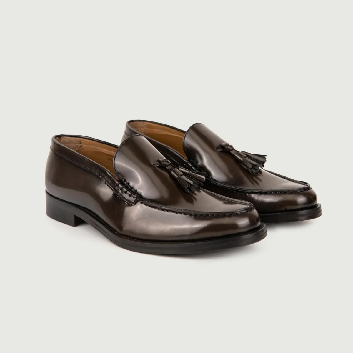 MOCASSINO CON NAPPINE IN PELLE SPAZZOLATA TESTA MORO - immagine 3