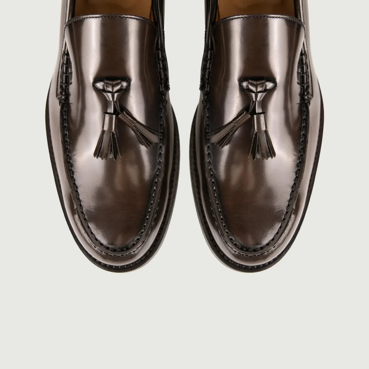 MOCASSINO CON NAPPINE IN PELLE SPAZZOLATA TESTA MORO - immagine 6