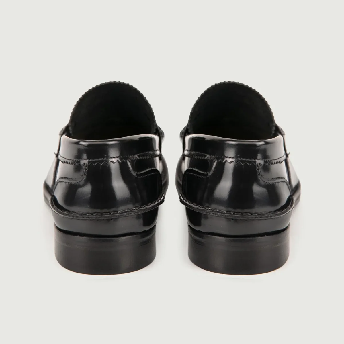 MOCASSINO CON PENNY IN PELLE SPAZZOLATA NERA - immagine 4