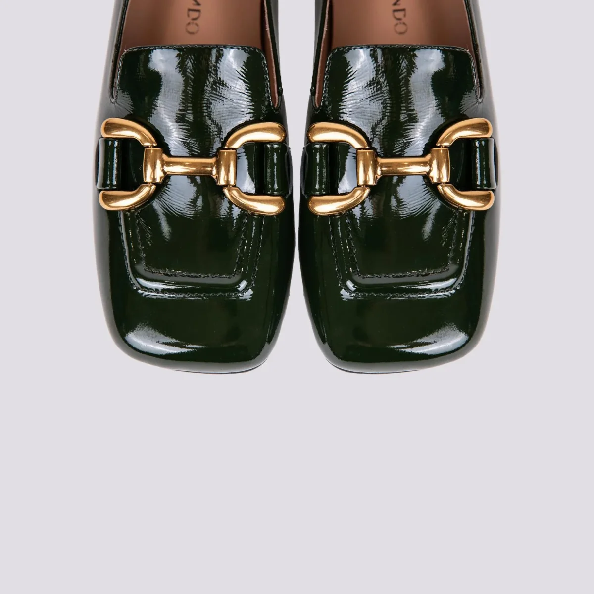 MOCASSINO CON PUNTA SQUADRATA IN VERNICE VERDE BOTTIGLIA - immagine 5