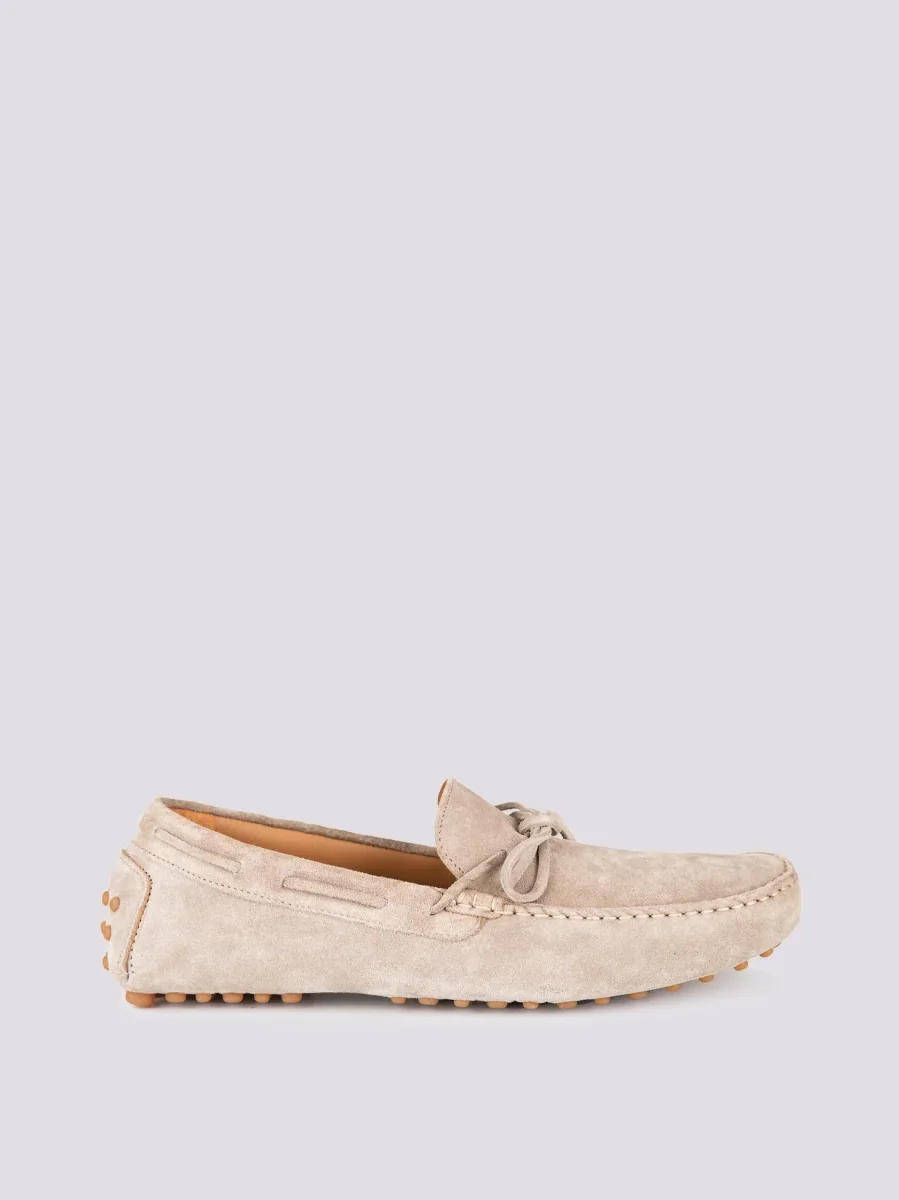 MOCASSINO IN CAMOSCIO BEIGE CON GOMMINI