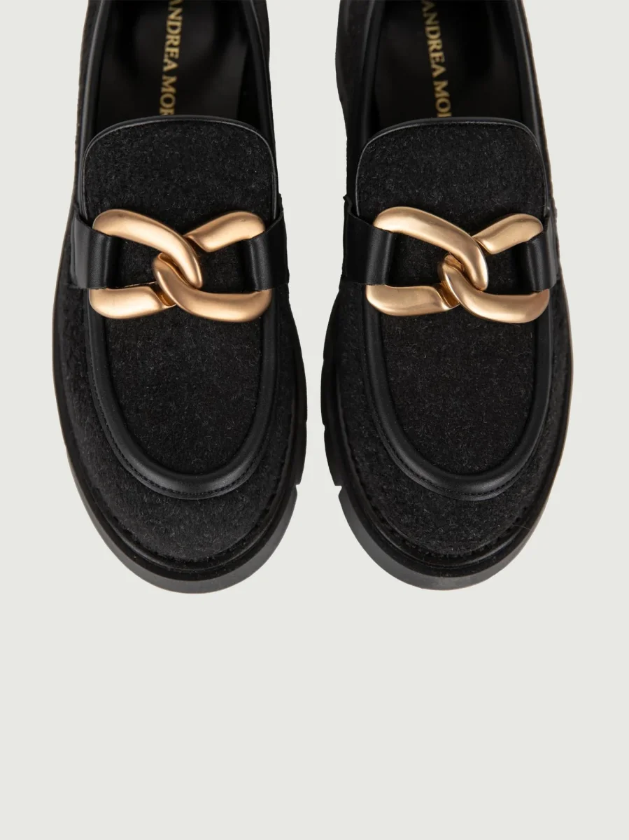 MOCASSINO IN LANA COTTA NERA CON APPLICAZIONI ORO - immagine 5