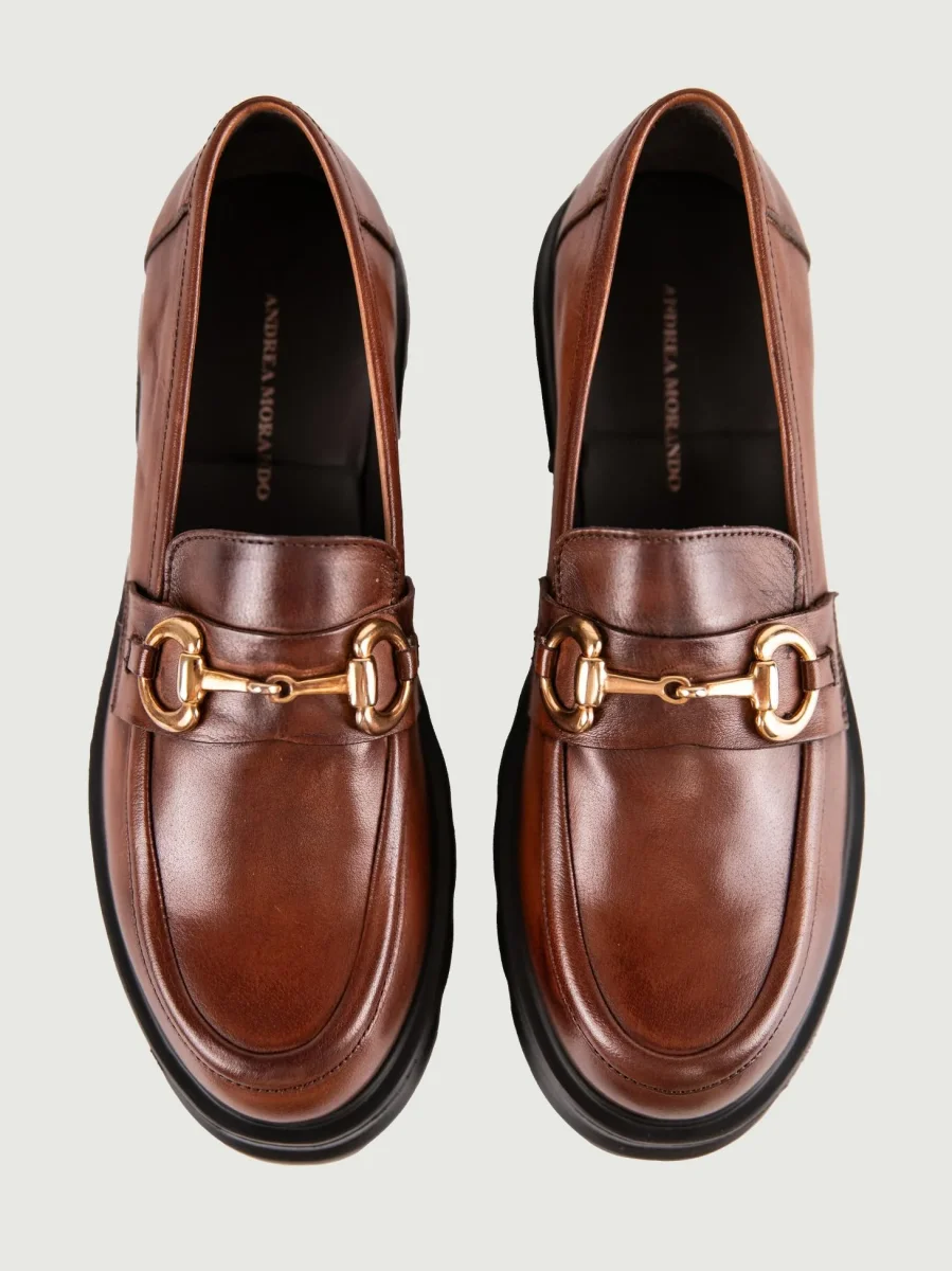 MOCASSINO IN PELLE MARRONE CON MORSETTO - immagine 5