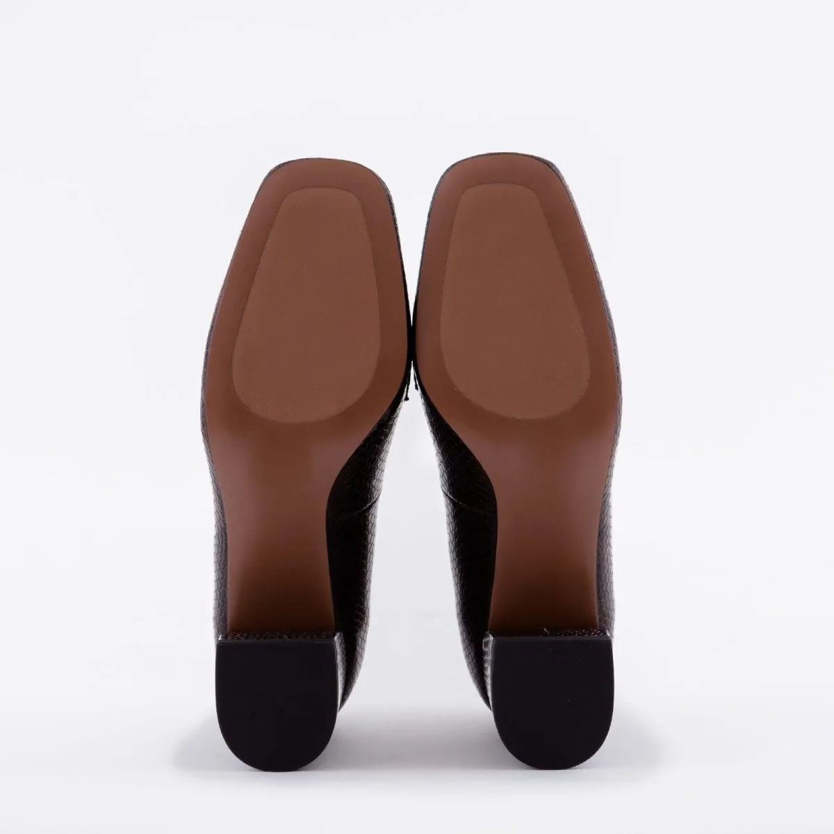 MOCASSINO NERO CON TACCO SPESSO - immagine 7