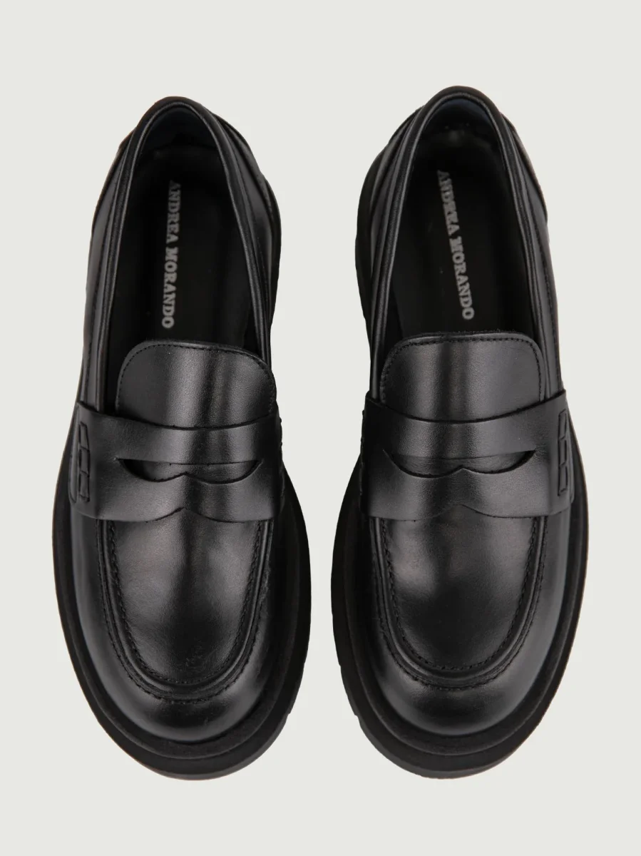 MOCASSINO PENNY IN PELLE NERA CON MAXI PARA - immagine 5