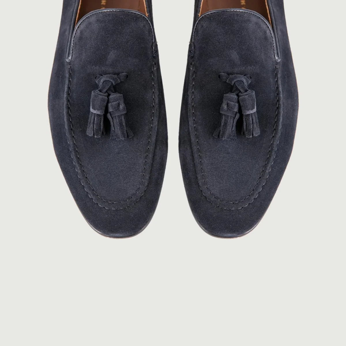 MOCASSINO SCAMOSCIATO CON NAPPINE BLU - immagine 4