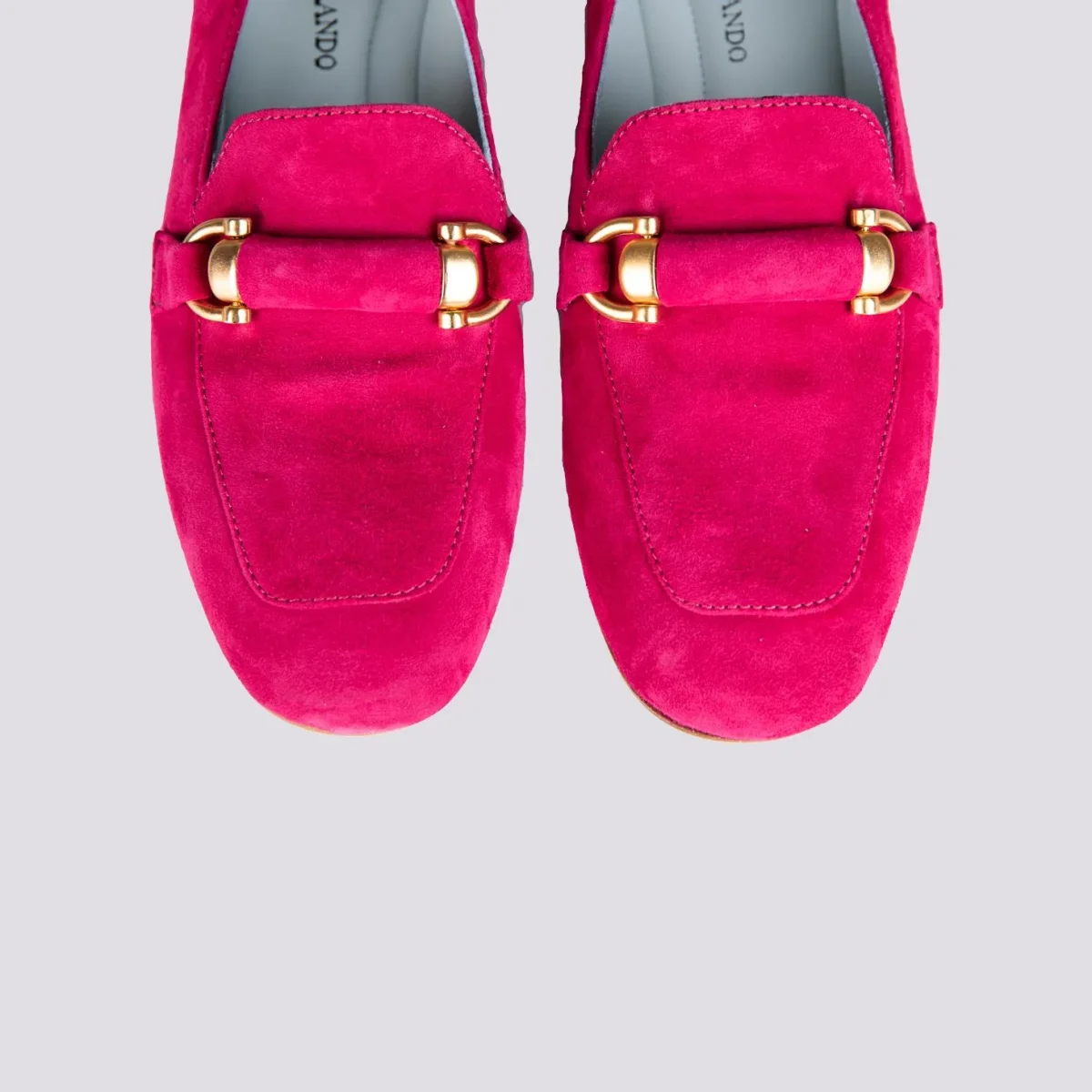 Mocassino in camoscio fucsia - immagine 4