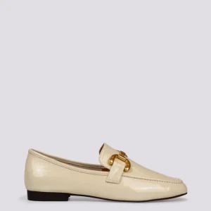 Mocassino in naplak crema con morsetto frontale