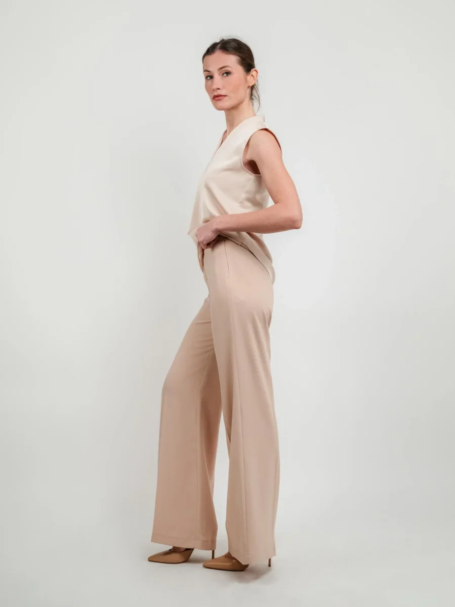 PANTALONE A PALAZZO BEIGE CON VITA ELASTICIZZATA - immagine 3