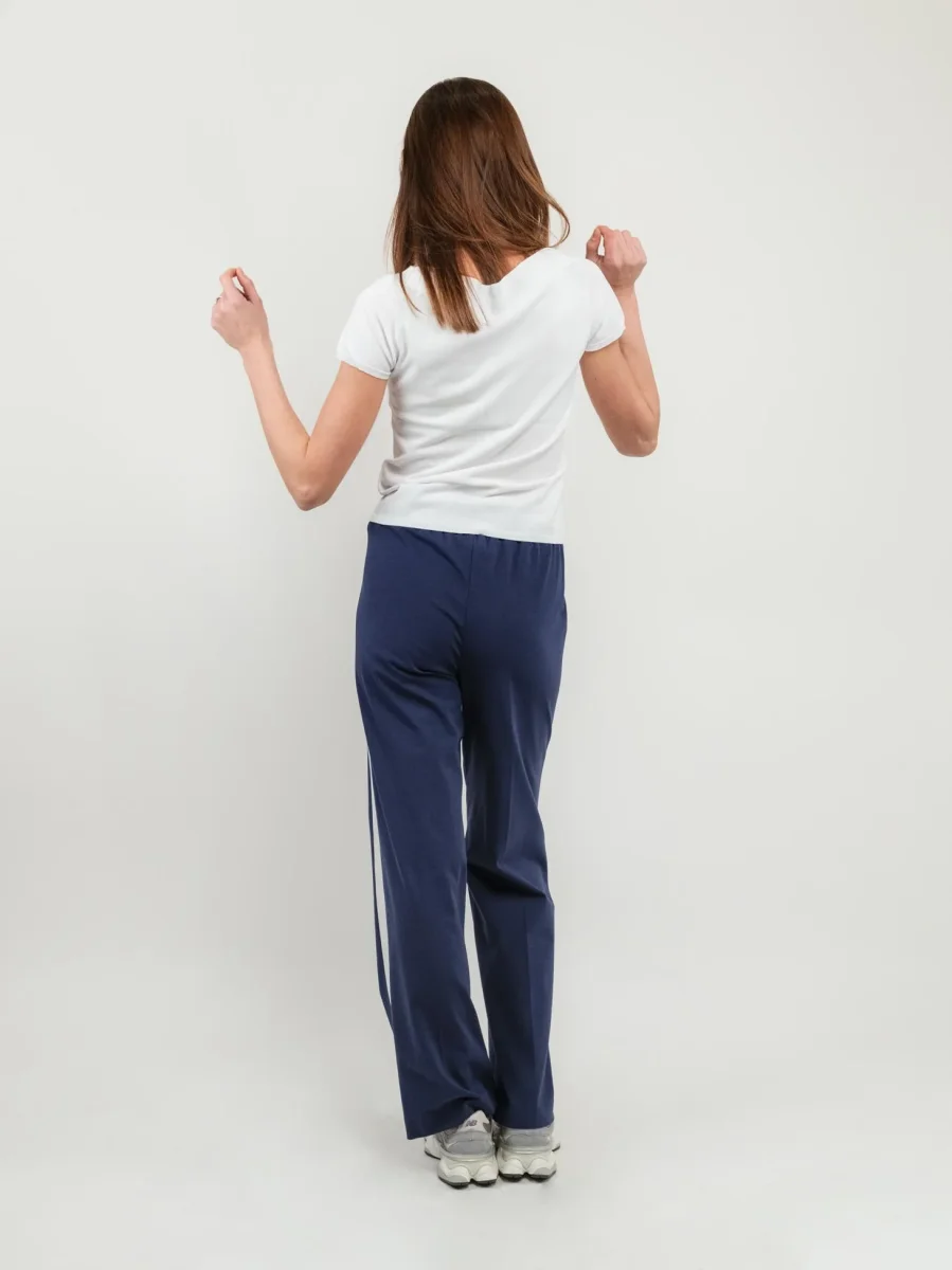 PANTALONE A PALAZZO BLU CON INSERTI LATERALI BIANCHI - immagine 5