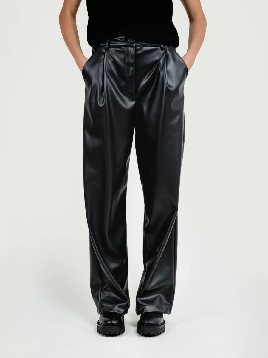 PANTALONE A PALAZZO IN ECOPELLE NERO - immagine 3