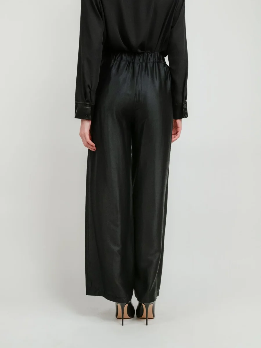 PANTALONE A PALAZZO IN RASO NERO - immagine 5