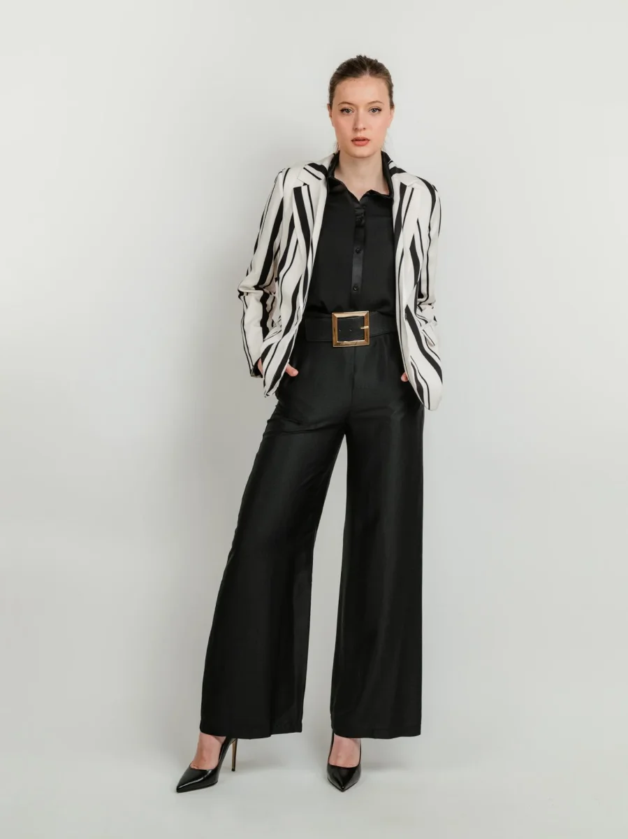 PANTALONE A PALAZZO IN RASO NERO - immagine 6