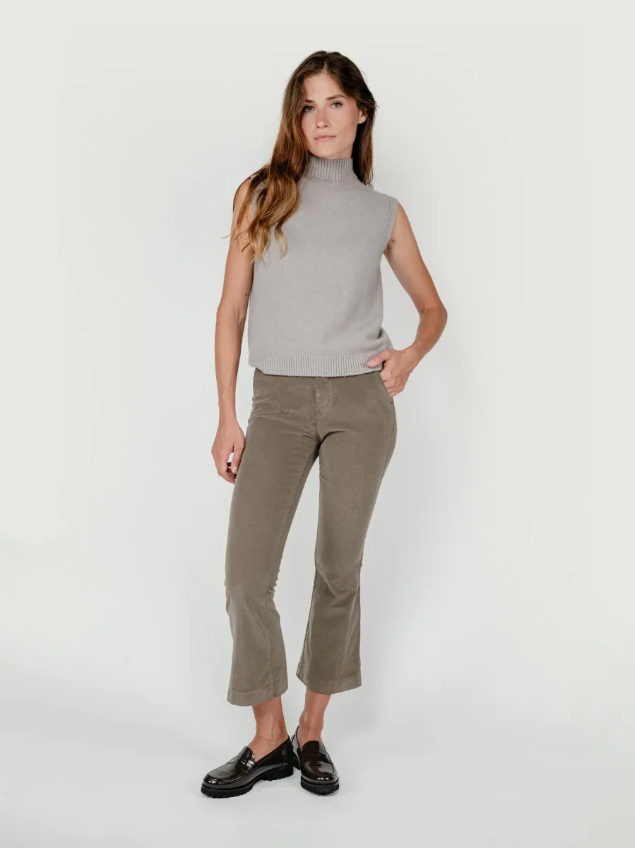 PANTALONE A TROMBETTA IN VELLUTO TORTORA