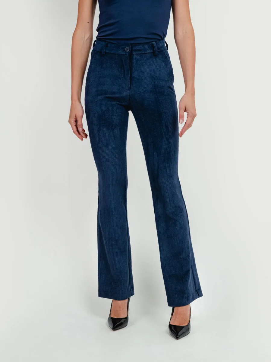 PANTALONE A ZAMPA IN VELLUTO A COSTE BLU - immagine 3