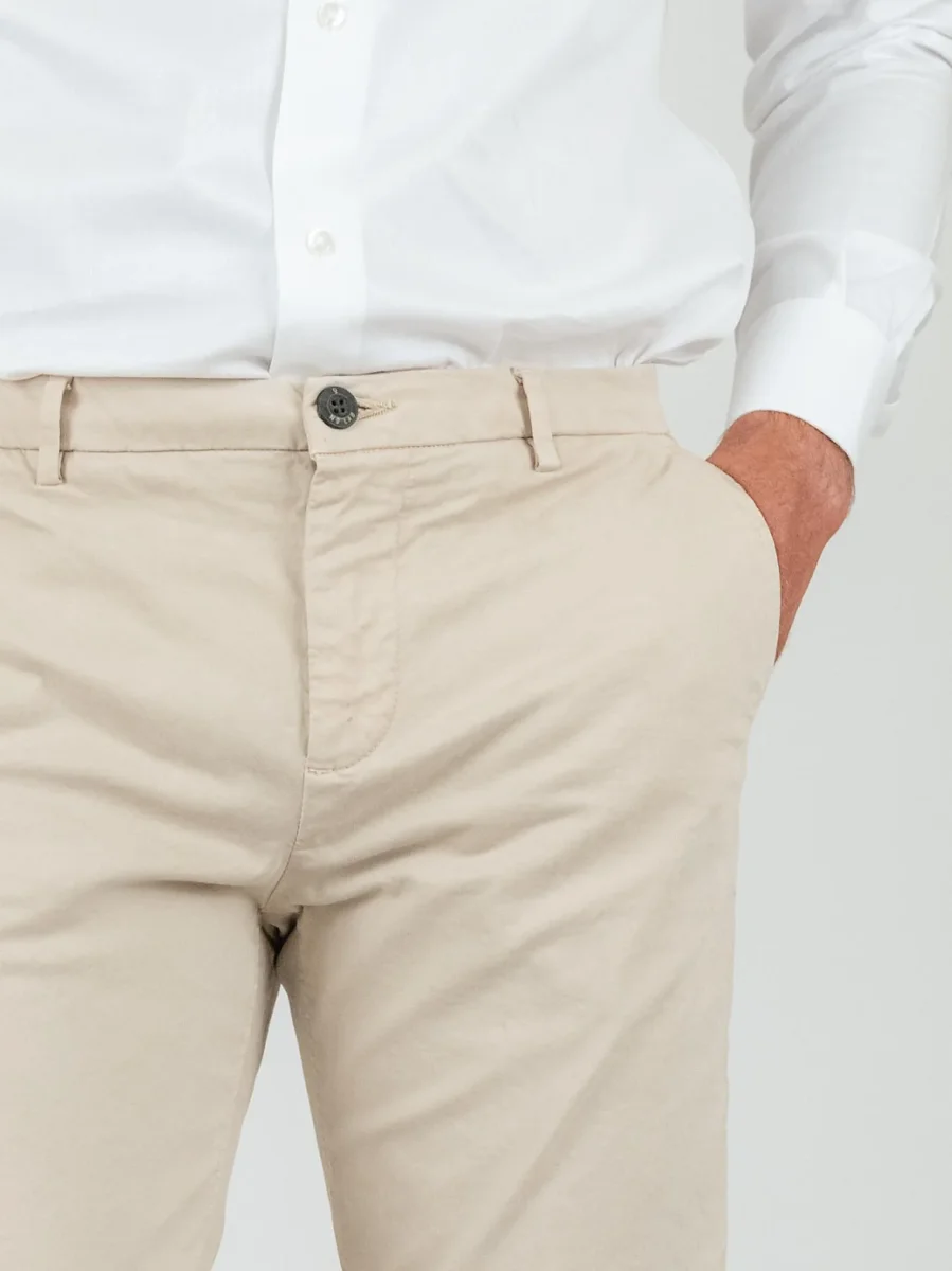 PANTALONE BEIGE CON TASCHE A FILO - immagine 4