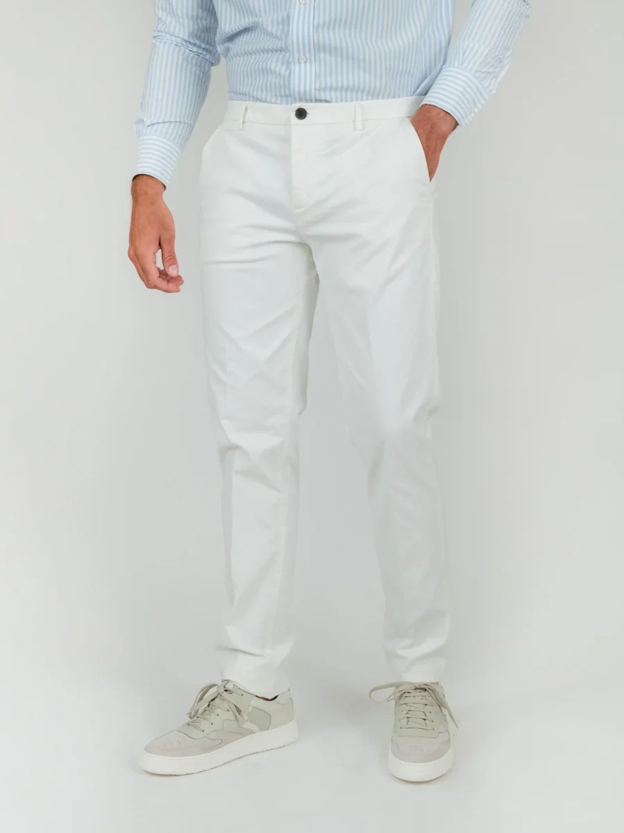 PANTALONE BIANCO CON TASCHE A FILO - immagine 3