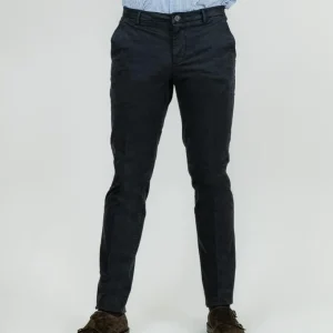 PANTALONE BLU CON TASCHE A FILO