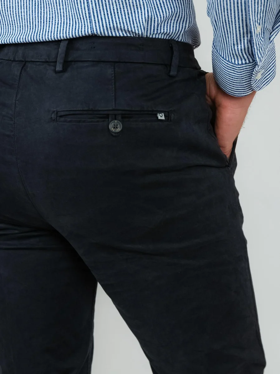 PANTALONE BLU CON TASCHE A FILO - immagine 7