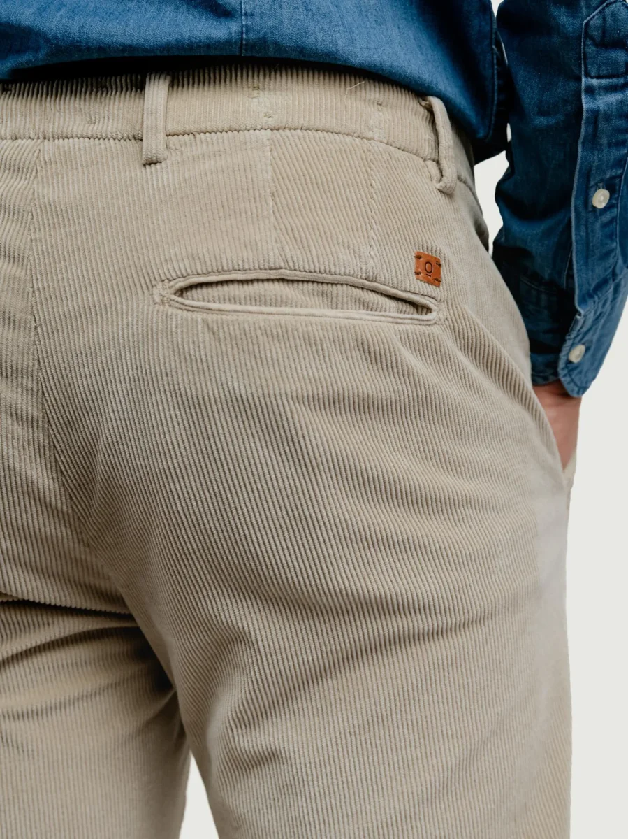 PANTALONE BROKER IN VELLUTO A COSTE BEIGE - immagine 5