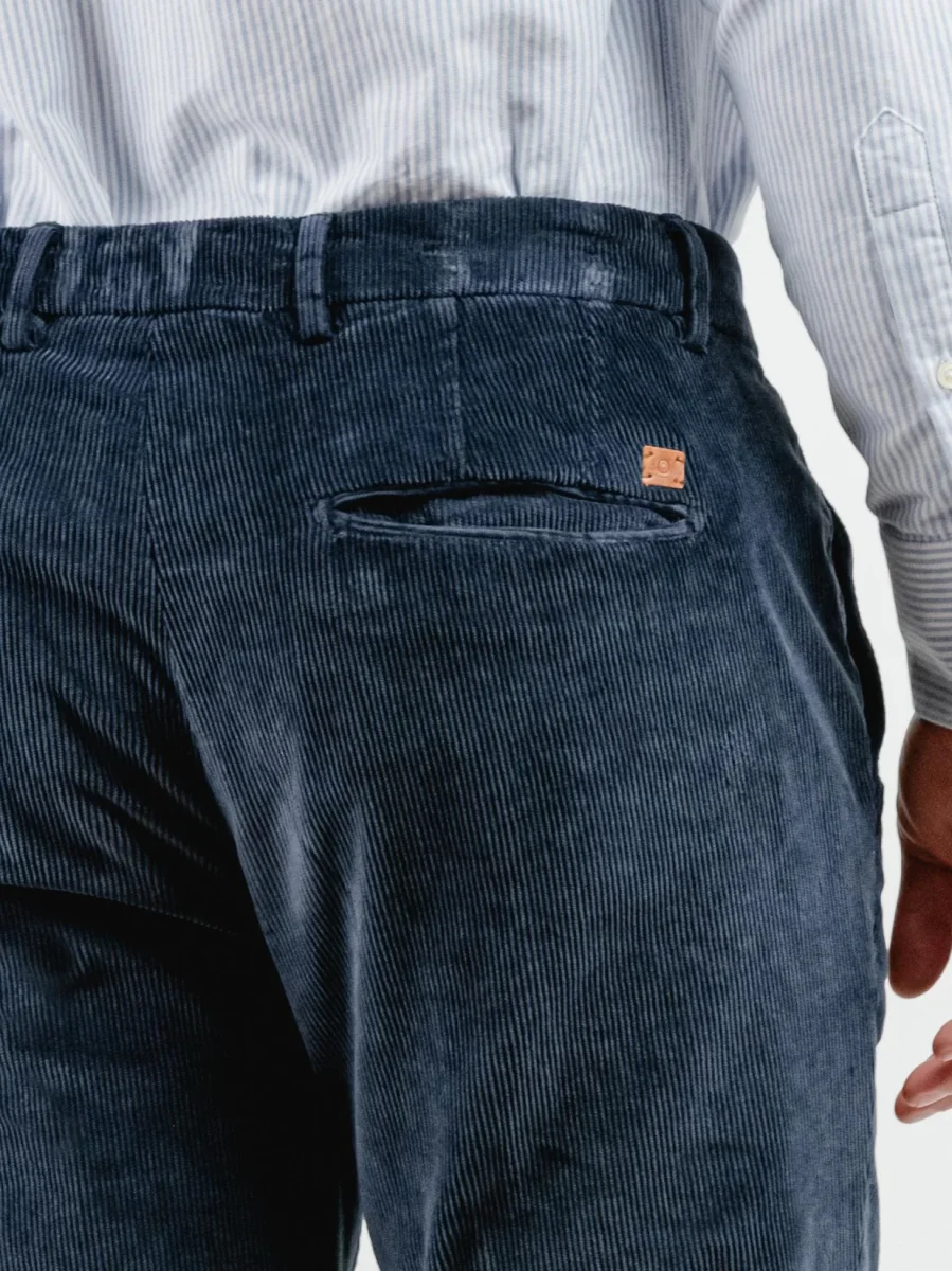 PANTALONE BROKER IN VELLUTO A COSTE BLU - immagine 6