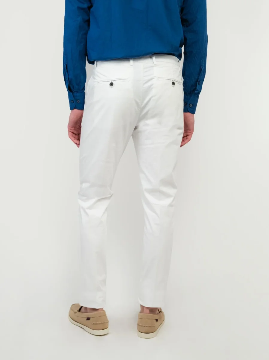 PANTALONE CHINOS IN COTONE BIANCO - immagine 5