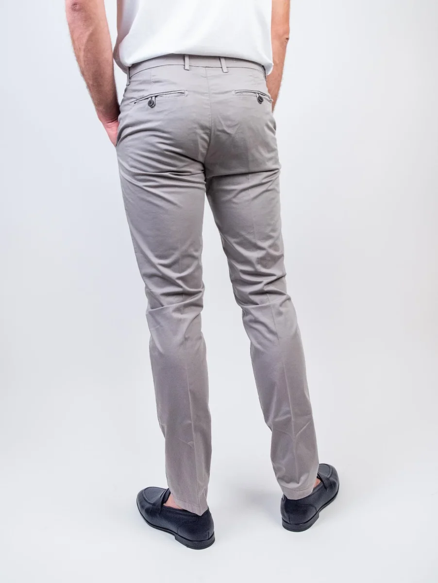 PANTALONE CHINOS IN COTONE - immagine 4