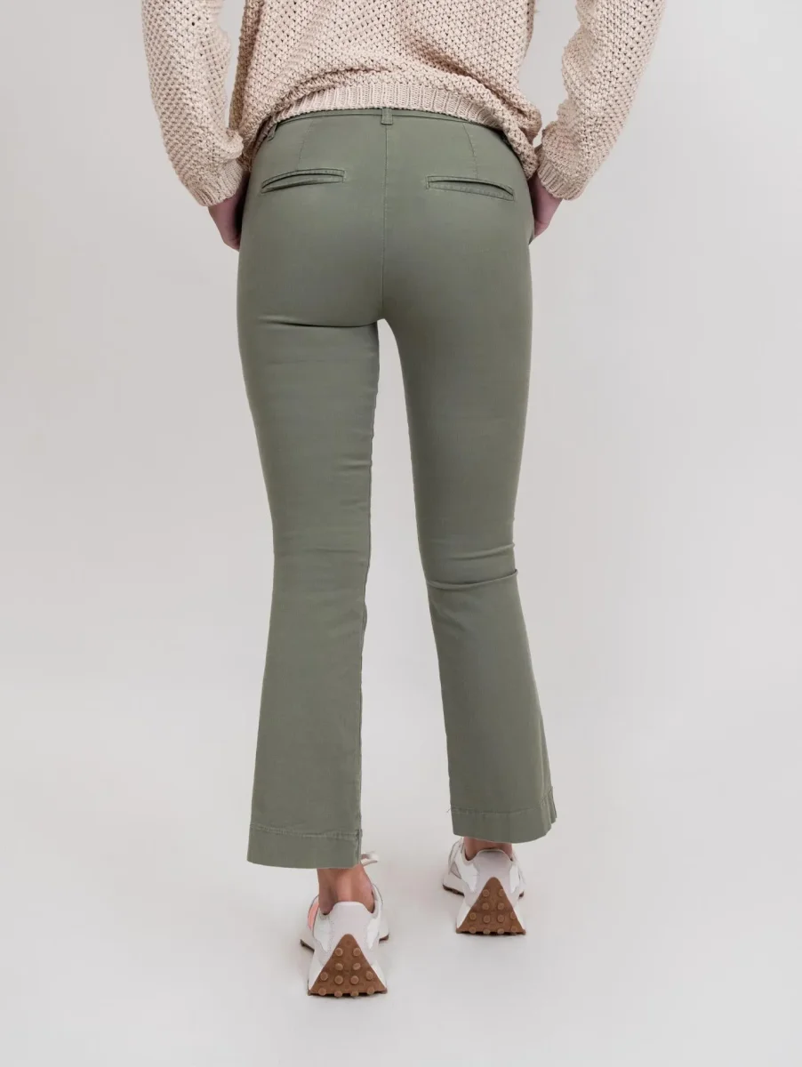 PANTALONE COLOR VERDE A TROMBETTA - immagine 4